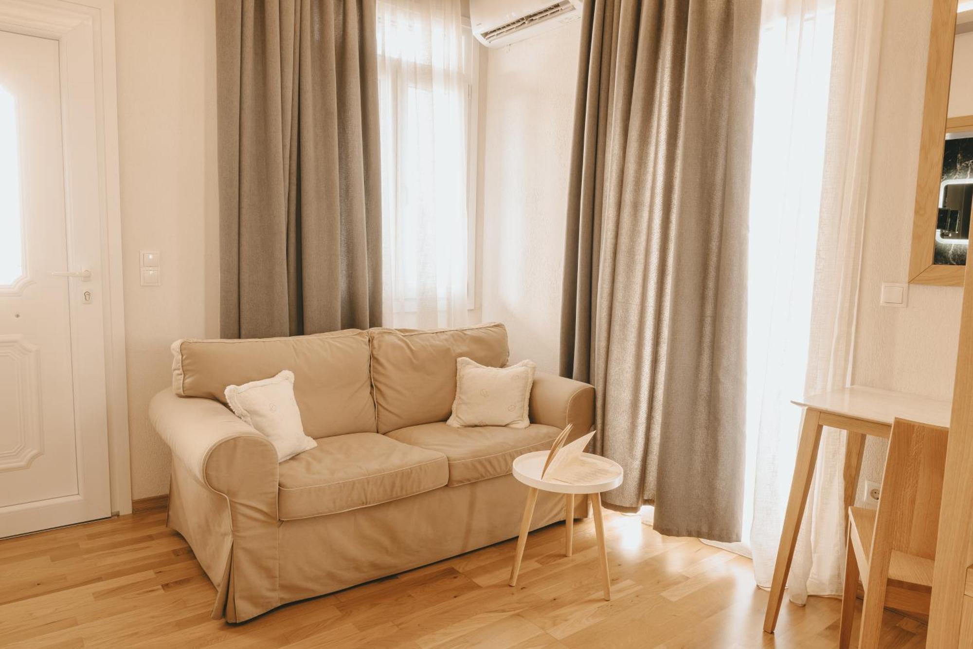 Giardino High Living Suites Drama Phòng bức ảnh